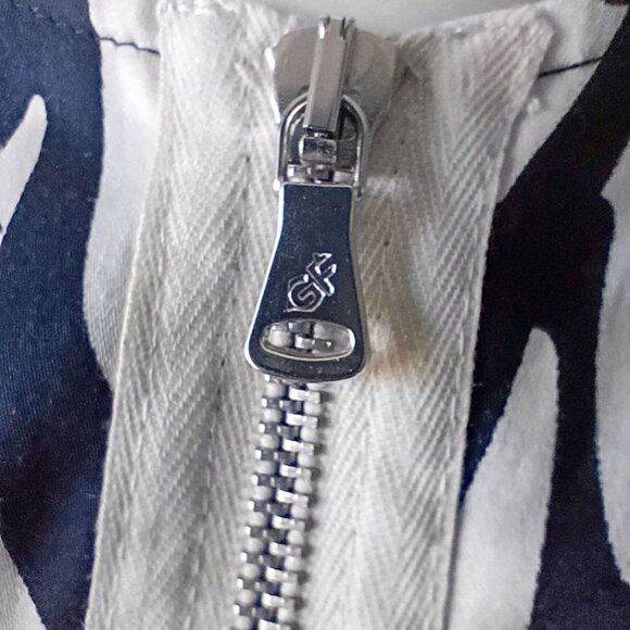 Gianfranco Ferré GF Vintage Women's front Zip Jacket abstract design Size 42 IT - Picture 4 of 13